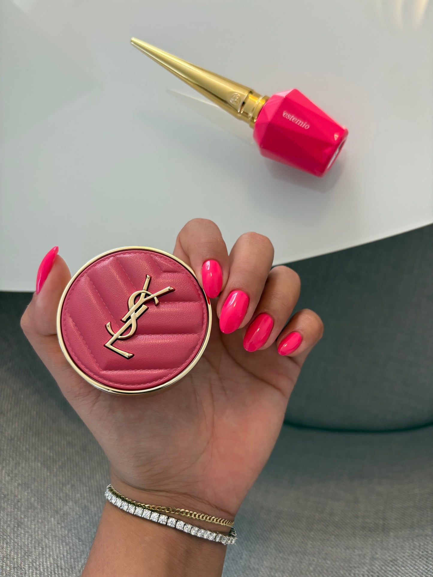 Estemio Gel Color H2